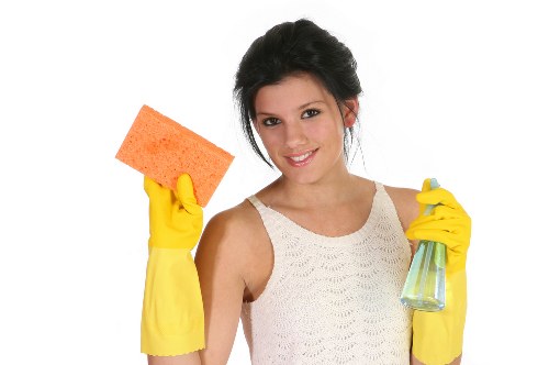 Cleaning and restoring a hard floor surface in EN5