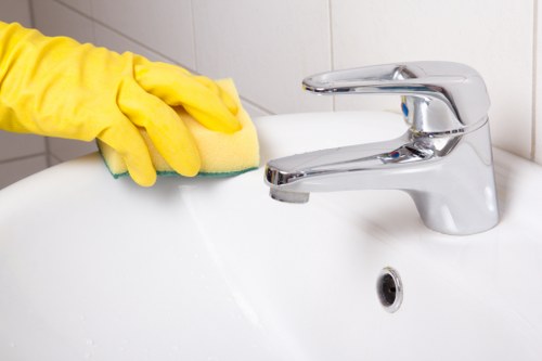 Scheduled cleaning of shared kitchen and washroom areas in an EN5 office