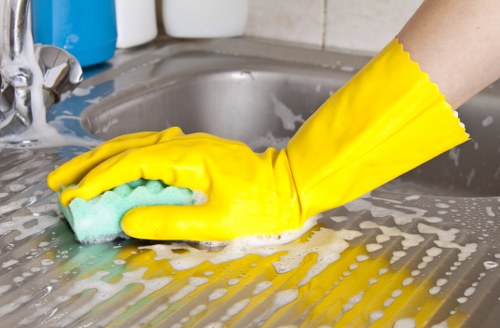 Professional oven cleaning service in EN5 for busy homes and flats